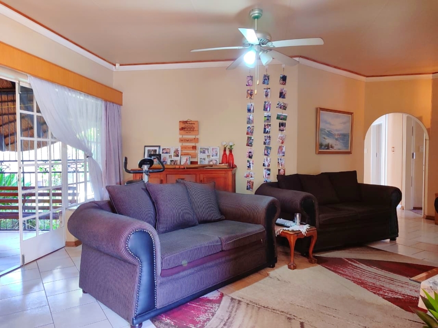 3 Bedroom Property for Sale in Wilkoppies North West